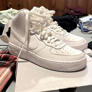 Air Force 1 high- size 5.5 youth. Never worn. Has box, box has a mark on top.
